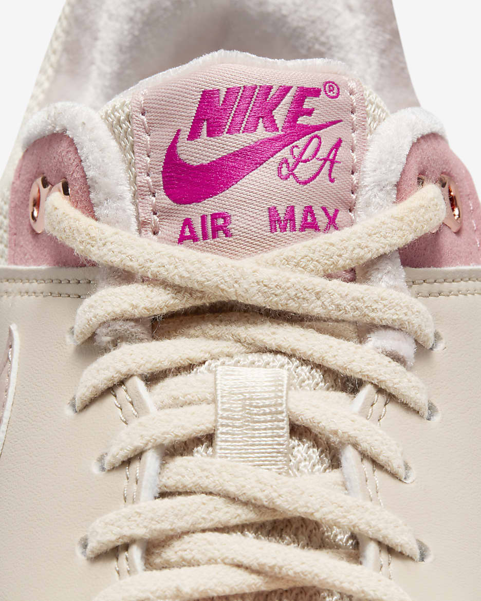 Nike Air Max 1 x Serena Williams Design Crew Women's Shoes. Nike.com